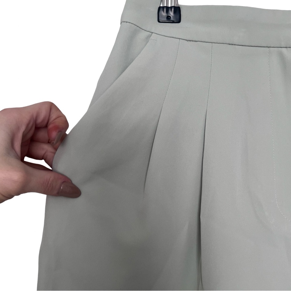 H&M Knee-Length Dress Shorts - Mint Green - Picture 4 of 7